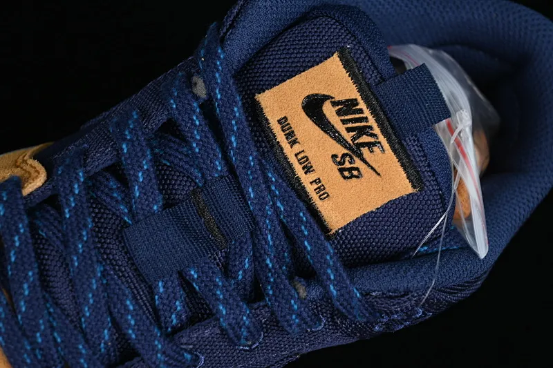 All Categories Nk SB Dunk Series Nk SB Dunk Low Low-top sneakers Nk SB Dunk Low "Midnight Navy" Desert Yellow SB low-top sports and leisure sneakers DX6775-400